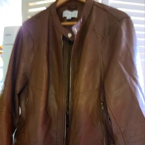 Brown leather jacket, size 3x.
